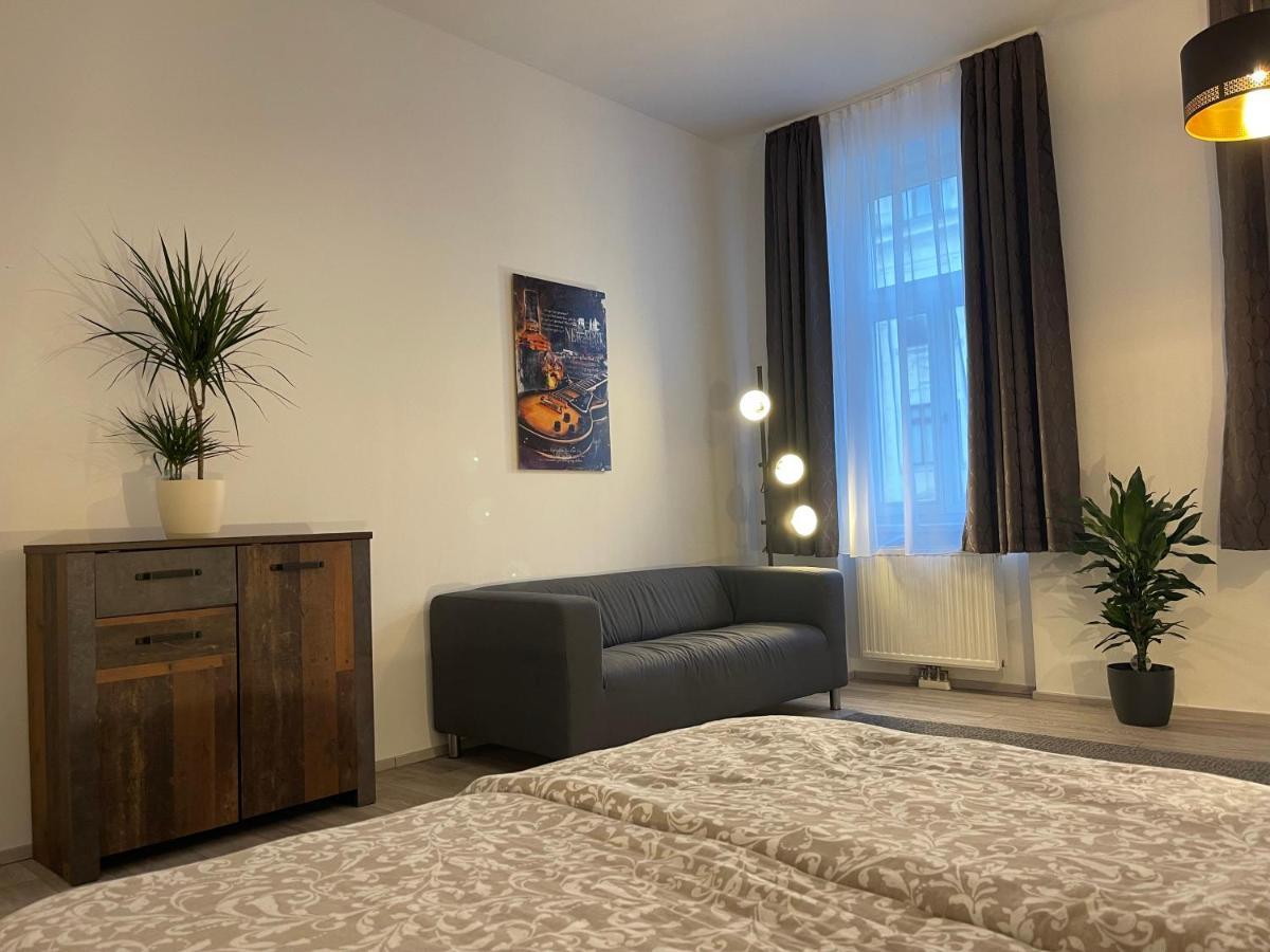 Gesamte Fuer 2 Personen 17 * Wien
